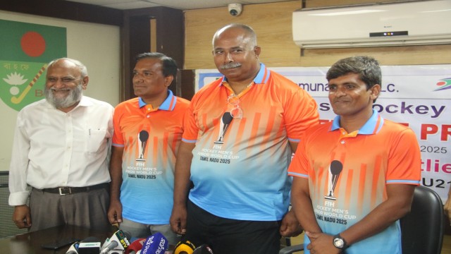 ফ্রান্স-অস্ট্রেলিয়াকেও ছাড় দিতে নারাজ ডাচ কোচ সিগফ্রাইড